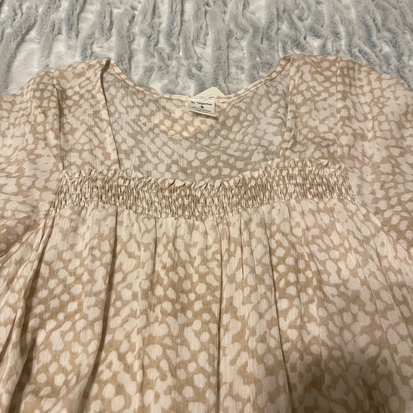 Tan and White Babydoll Dress - Picture 5 of 7